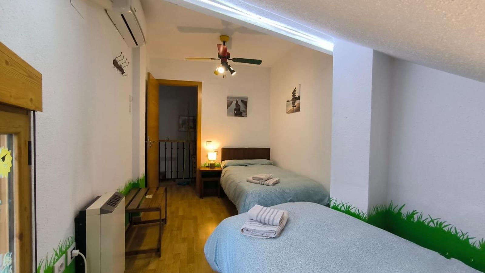 Duplex San Lorenzo 2 Parking Gratuitos Y Piscina Jaén Εξωτερικό φωτογραφία